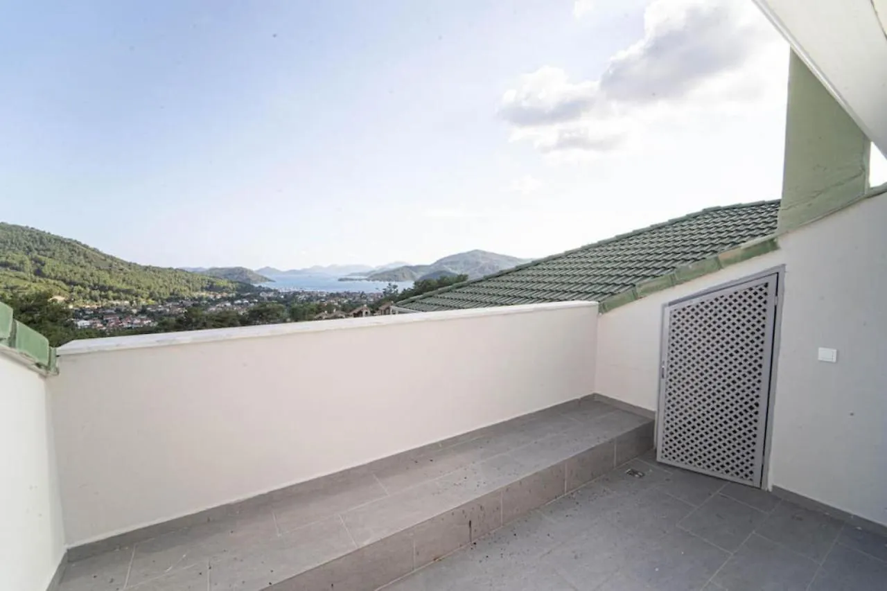 Апартаменты Amazing Duplex With Fascinating View And Shared Pool In Gocek Фетхие